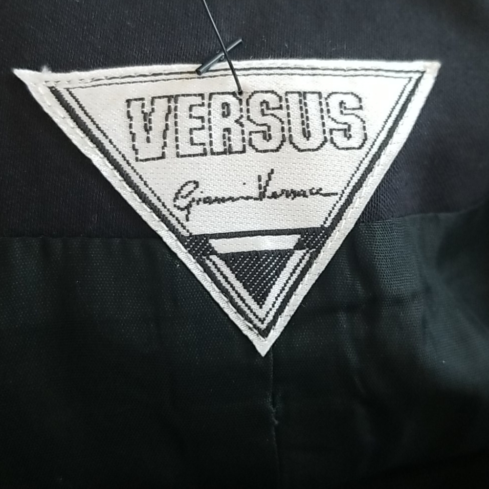 Versus top - Picture 9 of 9